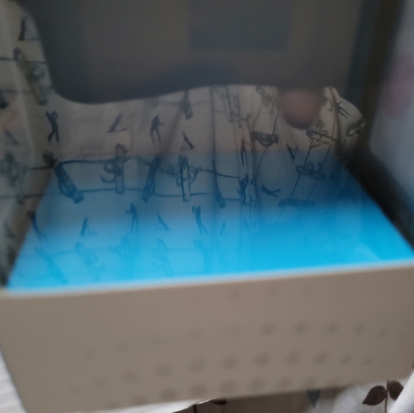 Bracketron LUX Window/Dash/Vent Portable Universal Magnet Phone Holder - Picture 9 of 9